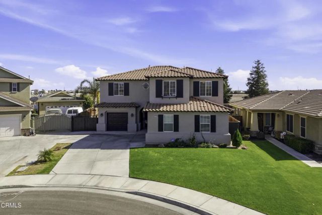 10109 Sharktooth Peak Drive, Bakersfield, CA 93311