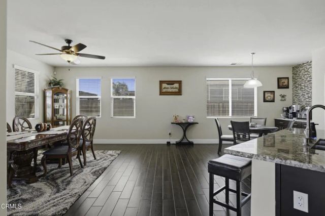 10109 Sharktooth Peak Drive, Bakersfield, CA 93311