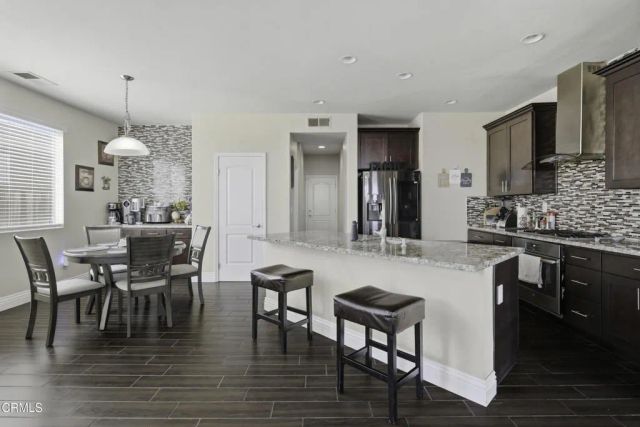 10109 Sharktooth Peak Drive, Bakersfield, CA 93311