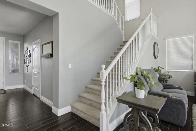 10109 Sharktooth Peak Drive, Bakersfield, CA 93311