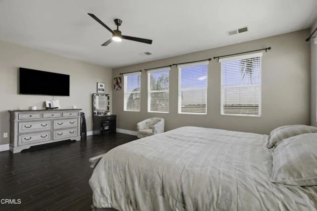 10109 Sharktooth Peak Drive, Bakersfield, CA 93311