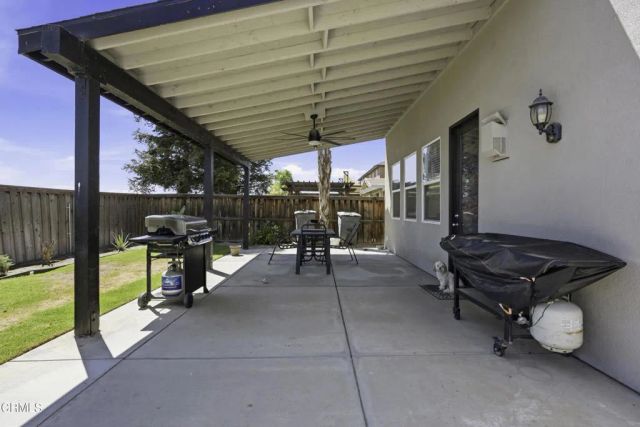 10109 Sharktooth Peak Drive, Bakersfield, CA 93311