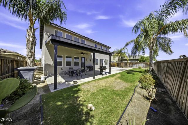 10109 Sharktooth Peak Drive, Bakersfield, CA 93311