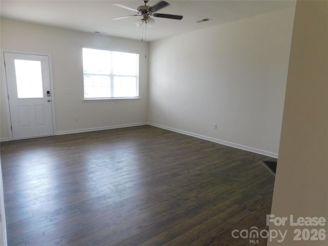 2626 Gingham Street, Charlotte, NC 28216