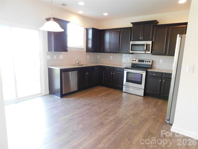 2626 Gingham Street, Charlotte, NC 28216
