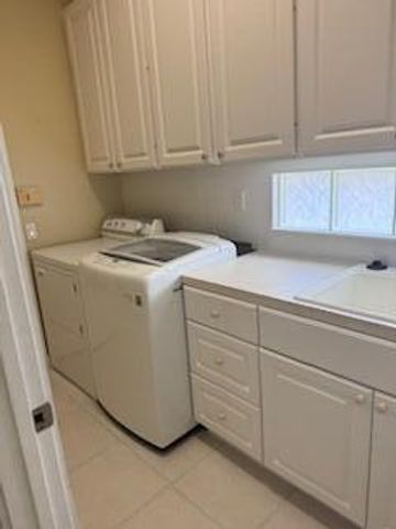 8019 Inagua Lane, Wellington, FL 33414