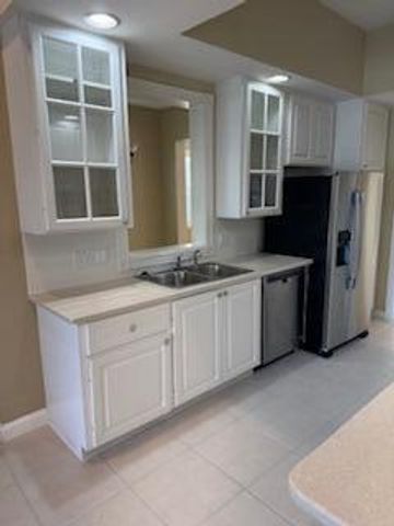 8019 Inagua Lane, Wellington, FL 33414