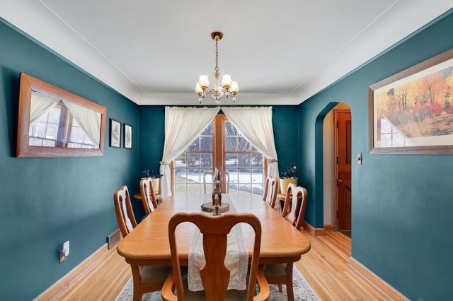 1979 Snelling Avenue N, Roseville, MN 55113