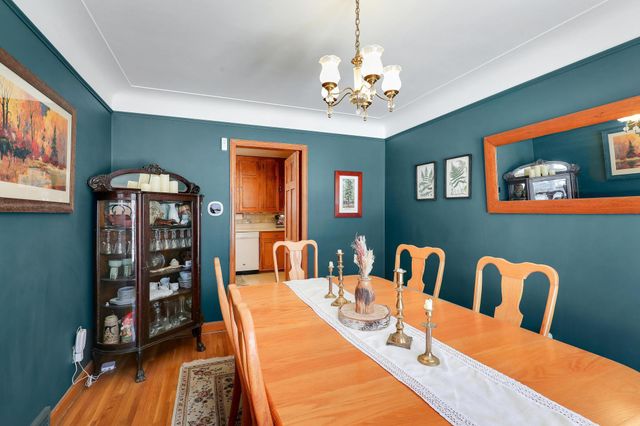 1979 Snelling Avenue N, Roseville, MN 55113