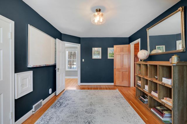 1979 Snelling Avenue N, Roseville, MN 55113