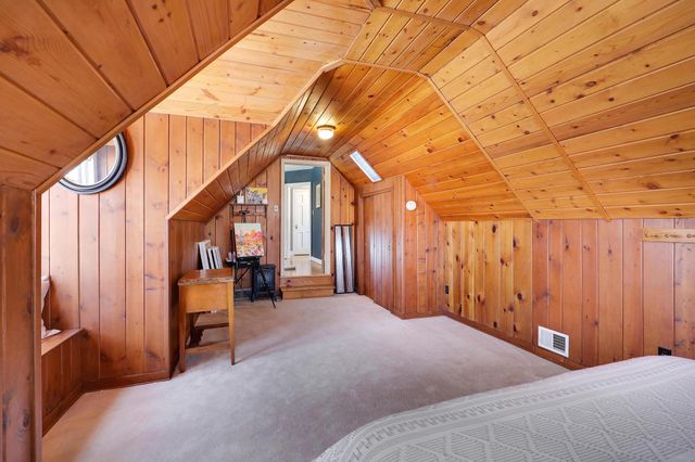 1979 Snelling Avenue N, Roseville, MN 55113