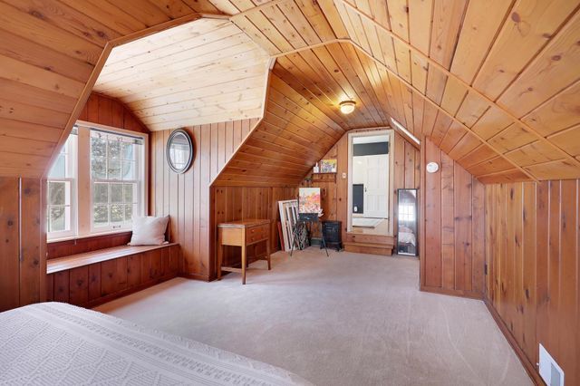 1979 Snelling Avenue N, Roseville, MN 55113