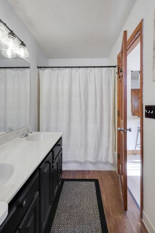 1979 Snelling Avenue N, Roseville, MN 55113