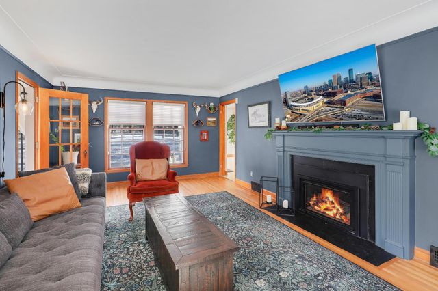 1979 Snelling Avenue N, Roseville, MN 55113