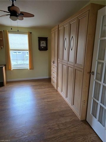 9777 Creekwood LN, Fort Myers, FL 33905