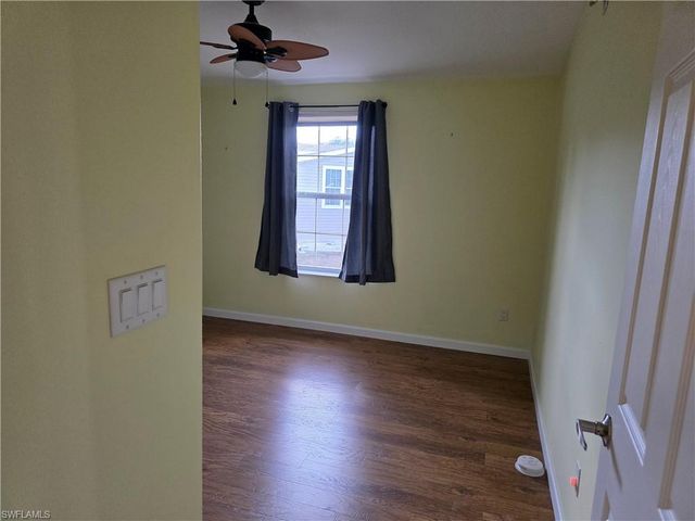 9777 Creekwood LN, Fort Myers, FL 33905