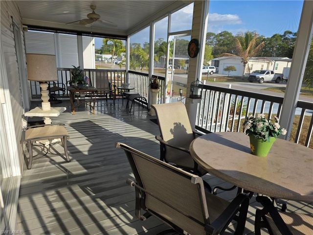 9777 Creekwood LN, Fort Myers, FL 33905