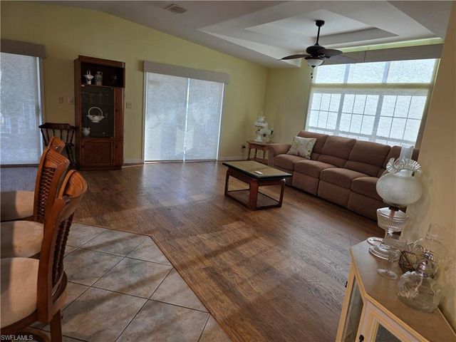 9777 Creekwood LN, Fort Myers, FL 33905