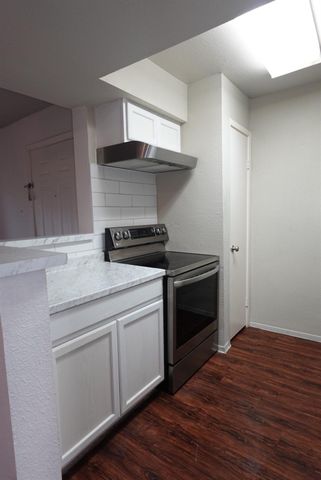 6001 Reims Road, Houston, TX 77036