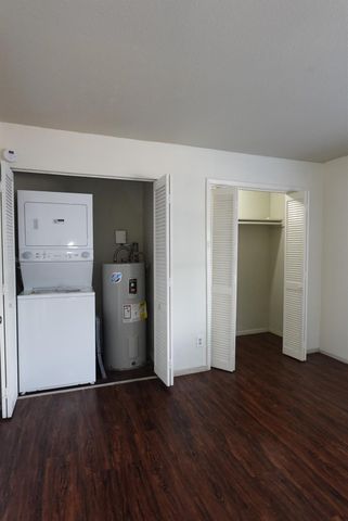 6001 Reims Road, Houston, TX 77036