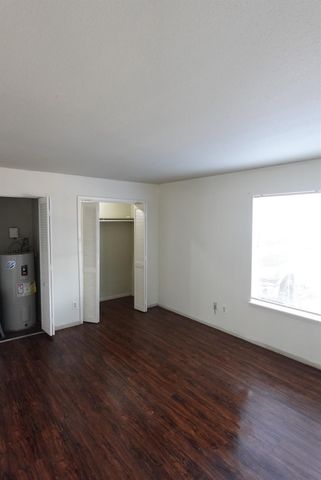 6001 Reims Road, Houston, TX 77036