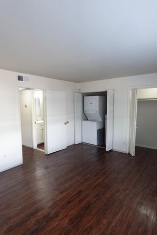 6001 Reims Road, Houston, TX 77036