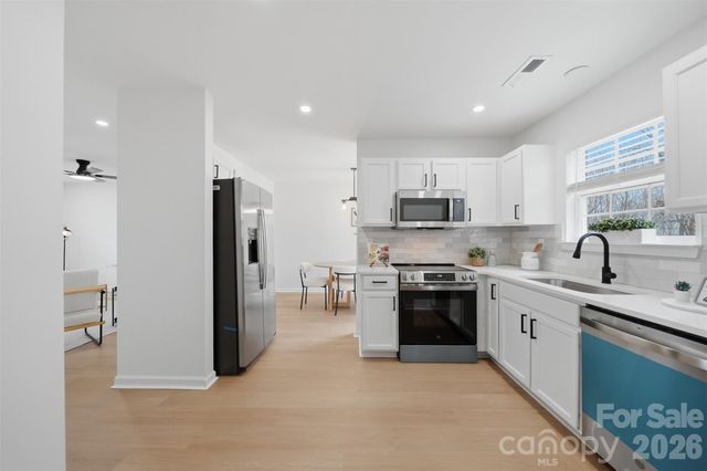 1494 Kindred Circle NW, Concord, NC 28027