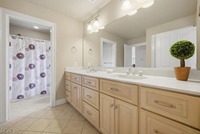 5233 Rockport LNDG, Suffolk, VA 23435
