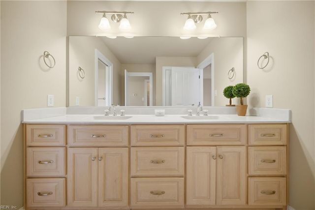 5233 Rockport LNDG, Suffolk, VA 23435