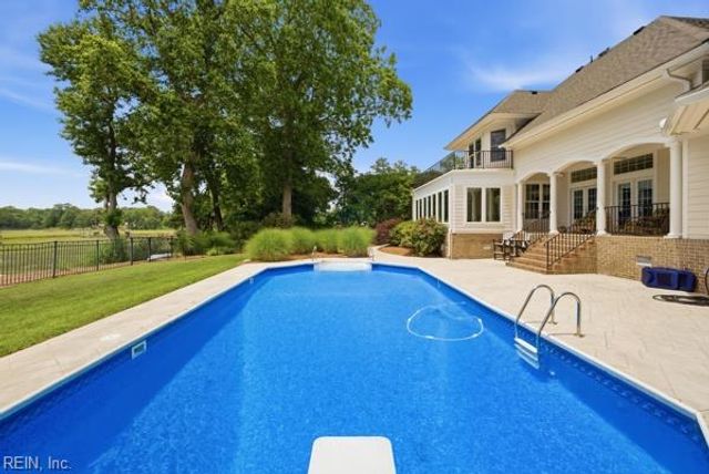 5233 Rockport LNDG, Suffolk, VA 23435
