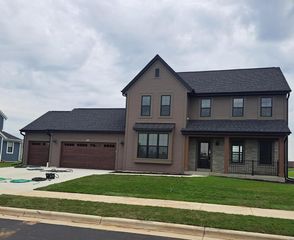 1733 Hammock LANE, Oconomowoc, WI 53066