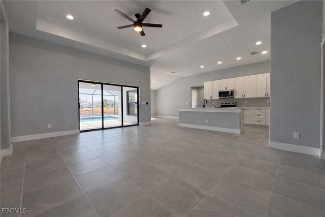 224 SE 13th TER, Cape Coral, FL 33990