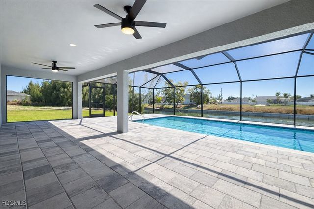 224 SE 13th TER, Cape Coral, FL 33990