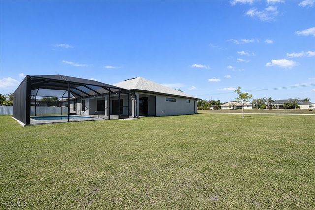 224 SE 13th TER, Cape Coral, FL 33990