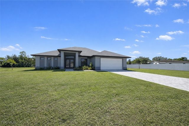 224 SE 13th TER, Cape Coral, FL 33990