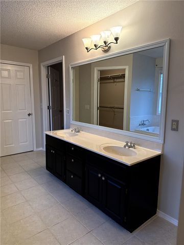 3 Wrongton Drive, Bella Vista, AR 72714