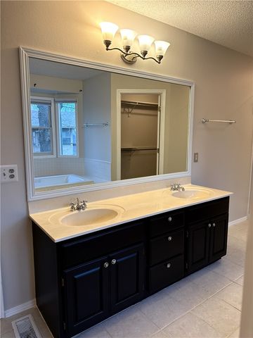 3 Wrongton Drive, Bella Vista, AR 72714