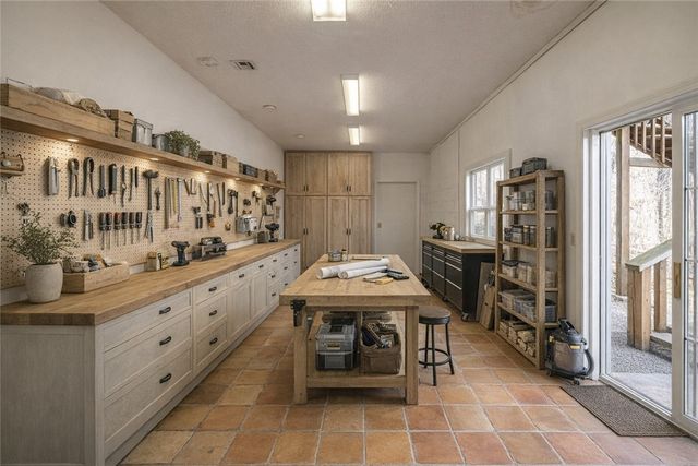 3 Wrongton Drive, Bella Vista, AR 72714