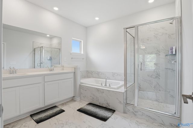 21651 Ginn Point Road, Athens, AL 35613