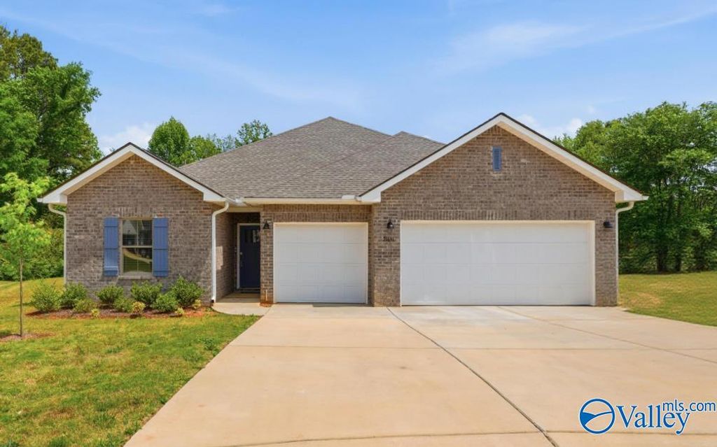 21651 Ginn Point Road, Athens, AL 35613