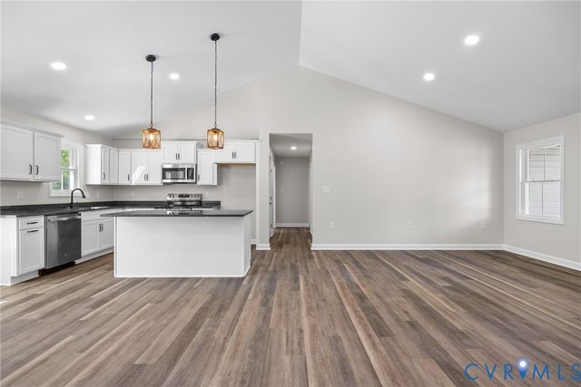 1373 Twenty Two Rd, Pamplin, VA 23958