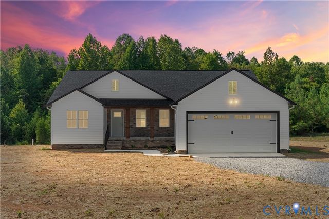 1373 Twenty Two Rd, Pamplin, VA 23958