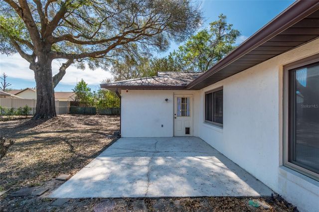 2055 SE 50TH TERRACE, Ocala, FL 34480