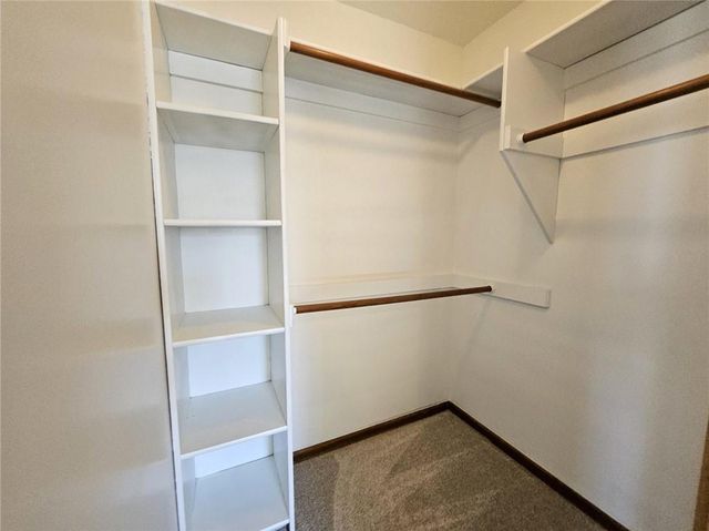 1300 NE 80th Street, Kansas City, MO 64118