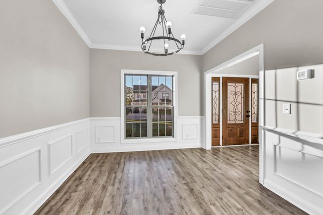 513 Dexter Dr, Clarksville, TN 37043