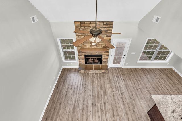 513 Dexter Dr, Clarksville, TN 37043