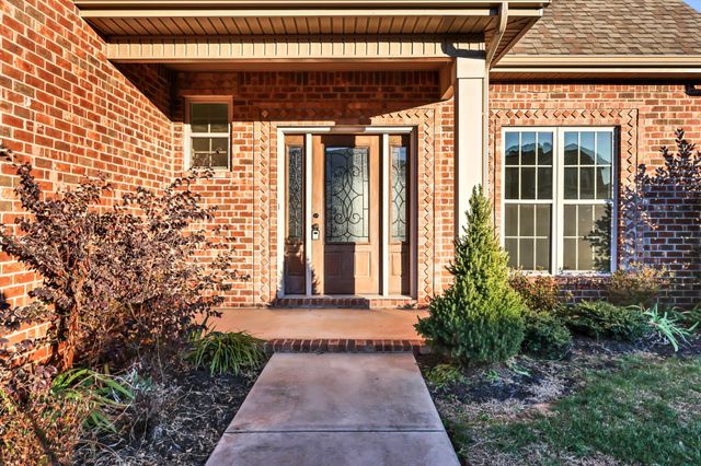 513 Dexter Dr, Clarksville, TN 37043