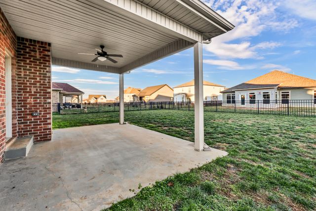 513 Dexter Dr, Clarksville, TN 37043