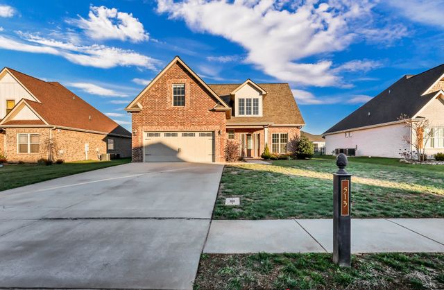 513 Dexter Dr, Clarksville, TN 37043