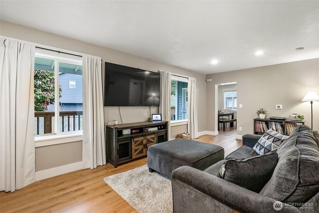 3215 19th Street, Everett, WA 98201